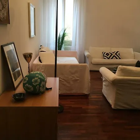 Apartment Home *